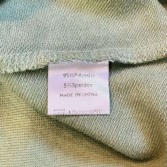 Zesica Women’s Green Cropped Sweatshirt Medium - Picture 8 of 9